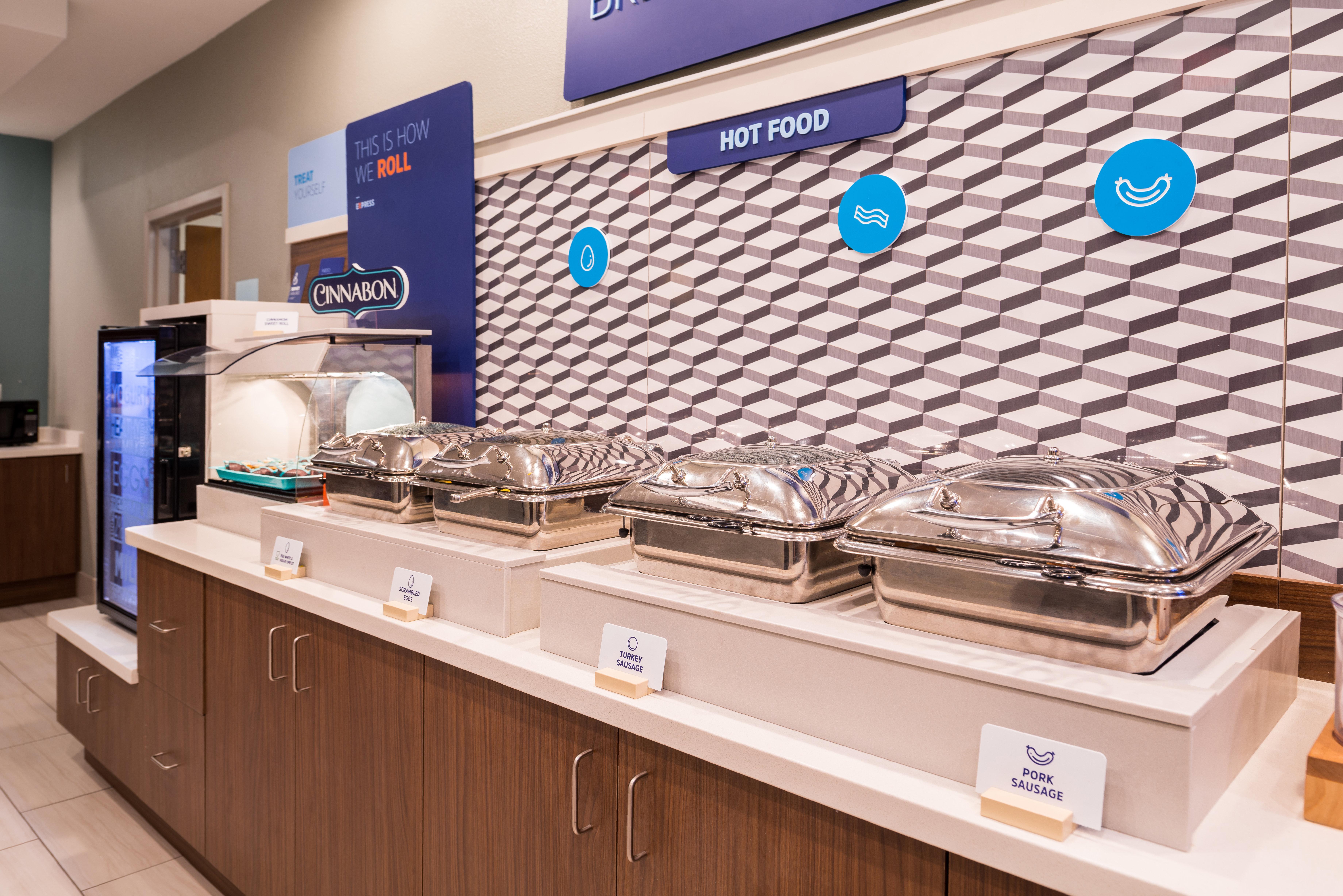 West Chase Holiday Inn Express Hotel & Suites Tampa-Anderson Road-Veterans Exp By Ihg מראה חיצוני תמונה